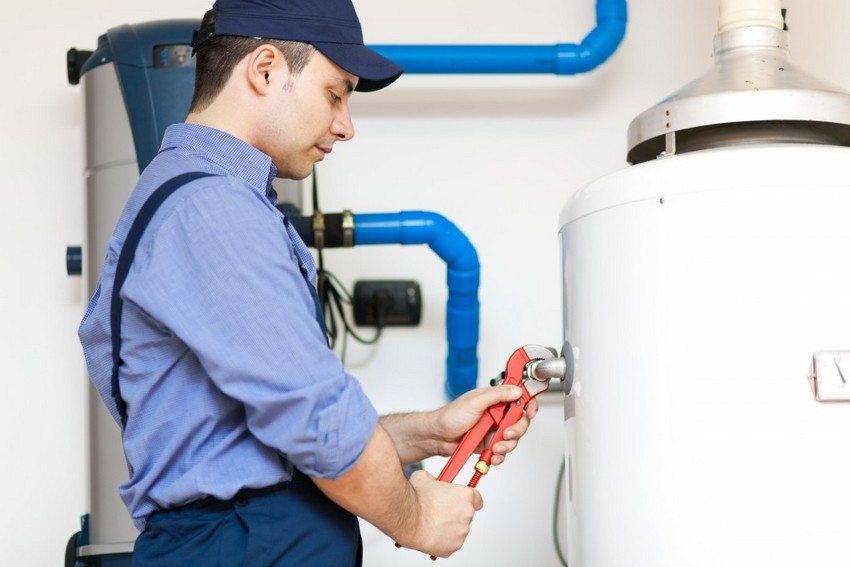 Trust the maintenance of the gas boiler only to specialists Trust the maintenance of the gas boiler only to specialists