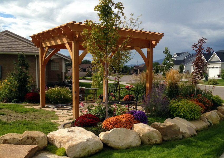 Pergola w ogrodzie - Twój kącik komfortu Pergola w ogrodzie - Twój kącik komfortu