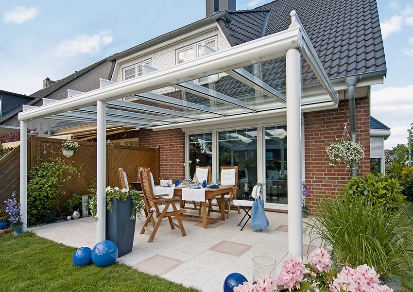 La verrière doit être en harmonie avec la structure principale La verrière doit être en harmonie avec la structure principale