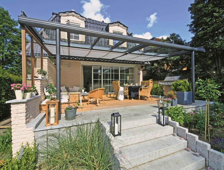 Le polycarbonate transparent est une excellente alternative au verre Le polycarbonate transparent est une excellente alternative au verre