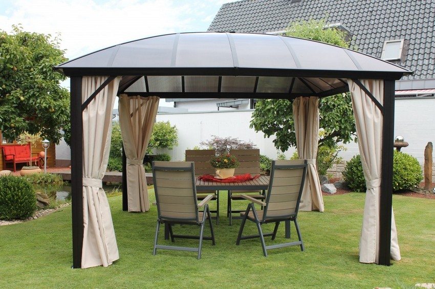 Baldakinen skal harmonisk passe ind i indmarkens design Baldakinen skal harmonisk passe ind i indmarkens design