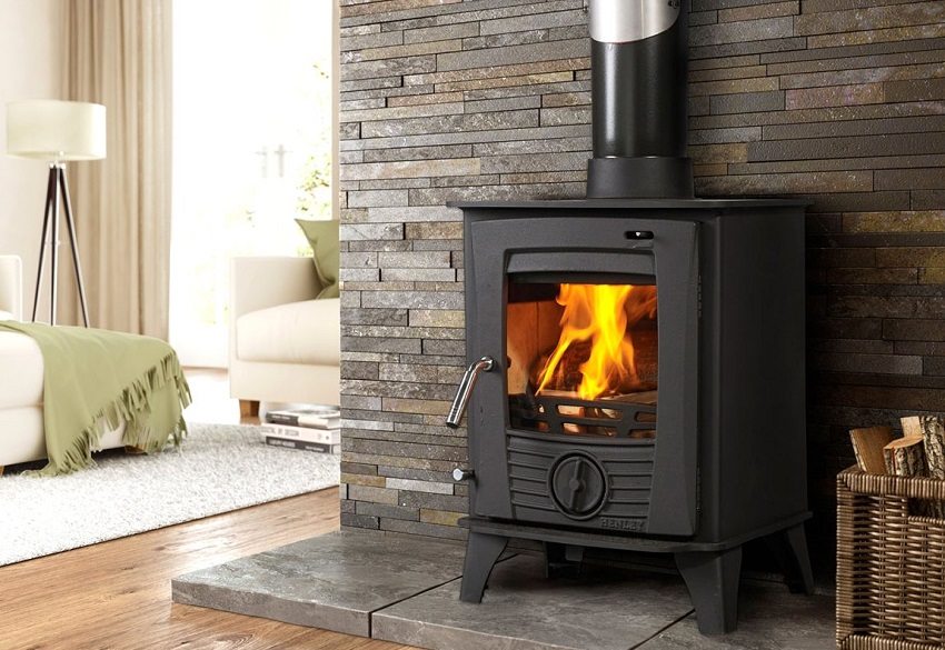 תנור ברזל יצוק עם ארובה תנור ברזל יצוק עם ארובה