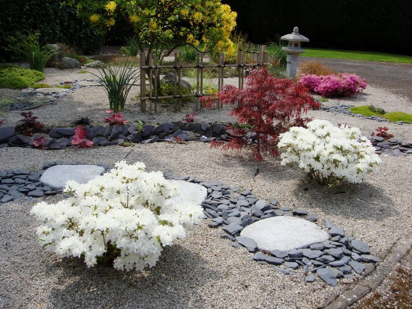 Japanese-style flat rockery Japanese-style flat rockery