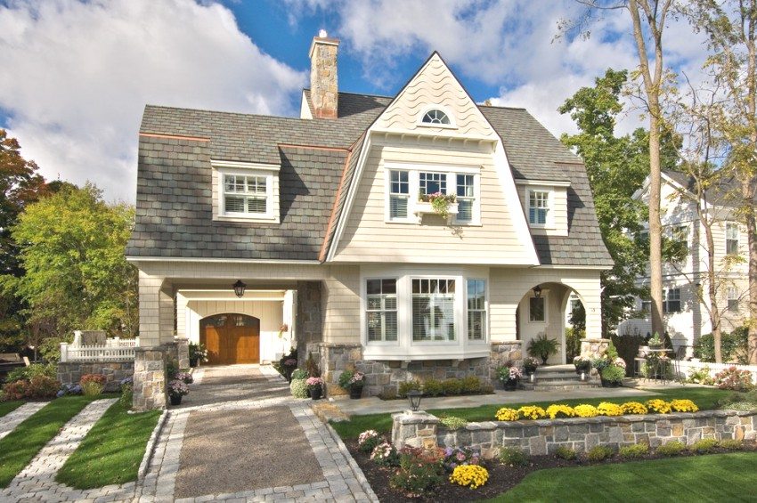 Przestronny dom o powierzchni 140 mkw. mz poddaszem i garażem Przestronny dom o powierzchni 140 mkw. mz poddaszem i garażem