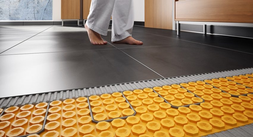 Водното подово отопление често се използва за отопление на частна къща Схеми на свързване на подове с водно отопление в частна къща