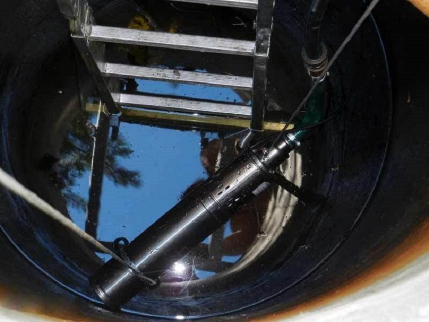 Podłączenie pompy do sieci następuje dopiero po zakończeniu wszystkich prac instalacyjnych Podłączenie pompy do sieci następuje dopiero po zakończeniu wszystkich prac instalacyjnych