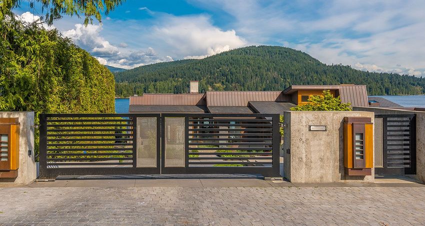 Svingporter og wickets laget av metall Svingporter og wickets laget av metall