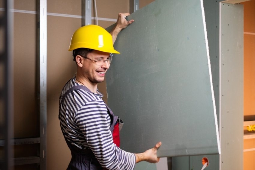 Juster veggene med fuktbestandig gips Juster veggene med fuktbestandig gips