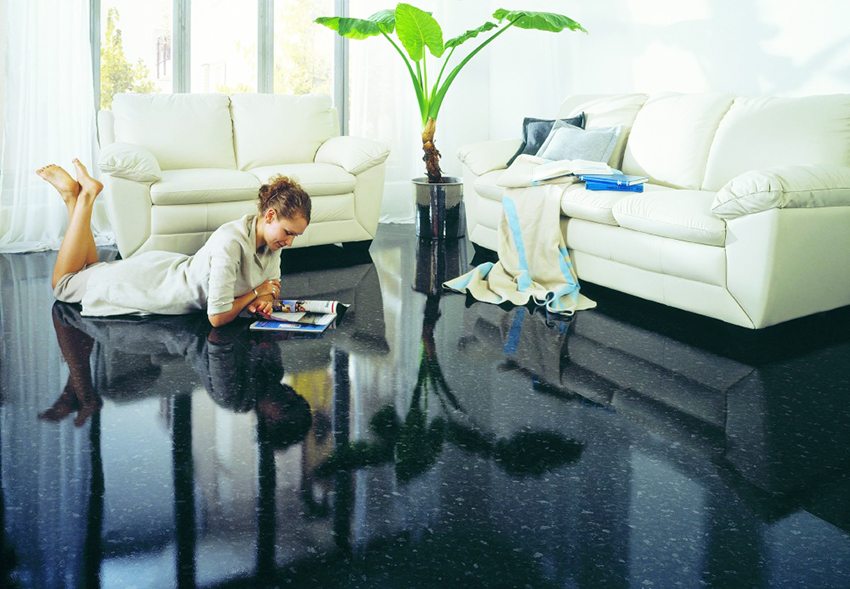 El terra autonivellant no té costures en què es pugui obstruir la brutícia El terra autonivellant no té costures en què es pugui obstruir la brutícia