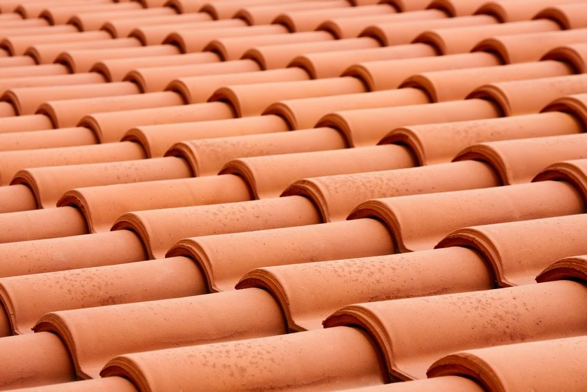 Số lượng vật liệu cần thiết để phủ mái phụ thuộc vào diện tích của mái và góc dốc của nó Số lượng vật liệu cần thiết để phủ mái phụ thuộc vào diện tích của mái và góc dốc của nó