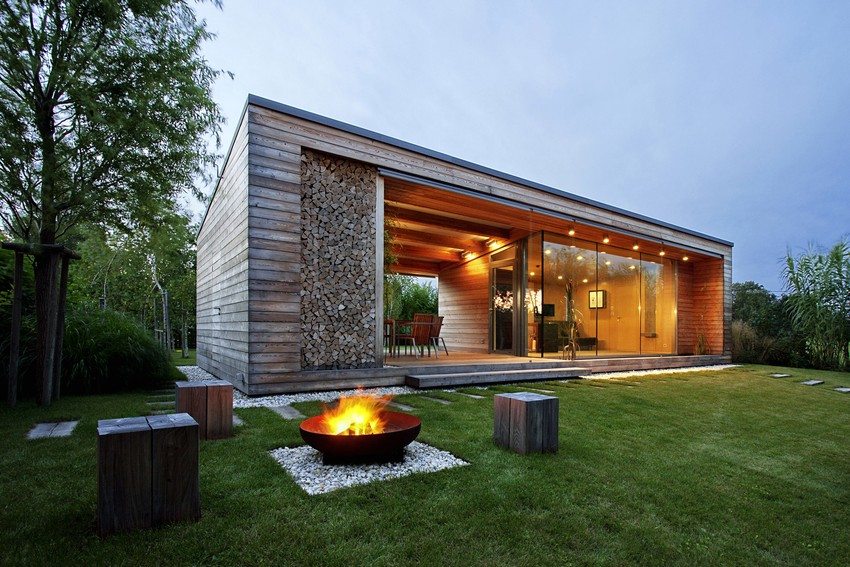 Việc lắp đặt mái dốc khá đơn giản và sẽ không gây khó khăn ngay cả với những người mới xây dựng Việc lắp đặt mái dốc khá đơn giản và sẽ không gây khó khăn ngay cả với những người mới xây dựng