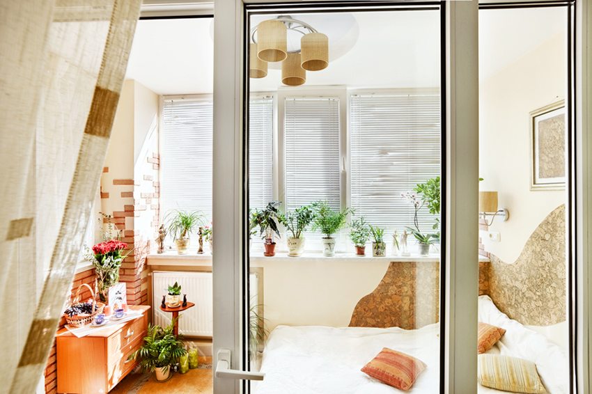 Уютно място за спане в бежови тонове Уютно място за спане в бежови тонове