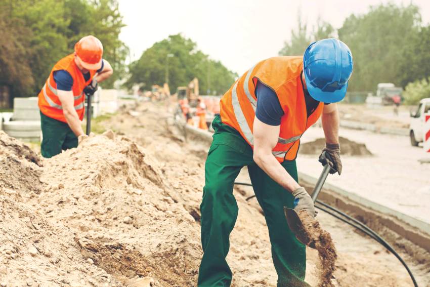 Najbardziej pożądanymi rodzajami piasku w budownictwie są rzeki i kamieniołomy Najbardziej pożądanymi rodzajami piasku w budownictwie są rzeki i kamieniołomy
