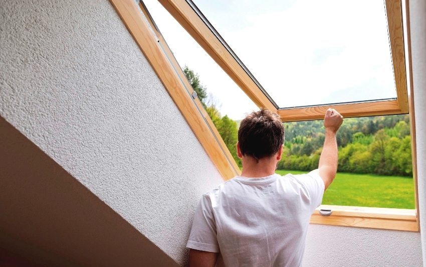 Parametrii ferestrei acoperișului depind direct de unghiul de înclinare a acoperișului Parametrii ferestrei acoperișului depind direct de unghiul de înclinare a acoperișului