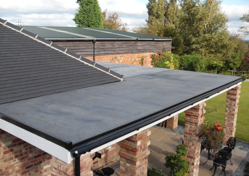 Kết hợp ondulin, ván lợp bitum và tấm lợp màng polyme trong hoàn thiện mái Kết hợp ondulin, ván lợp bitum và tấm lợp màng polyme trong hoàn thiện mái