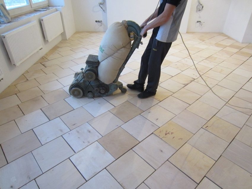 Шлифоване на шперплат Шлифоване на шперплат