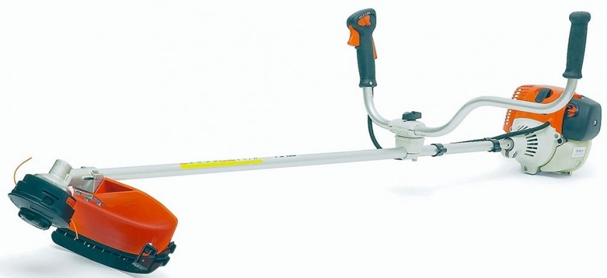 חותך מברשות STIHL FS 130 חותך מברשות STIHL FS 130