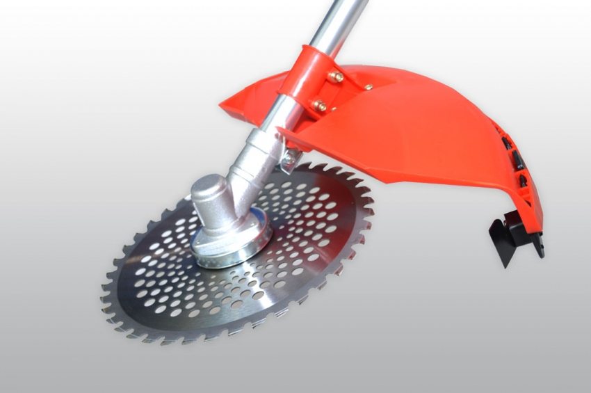 סכין מתכת לגוזם בנזין סכין מתכת לגוזם בנזין