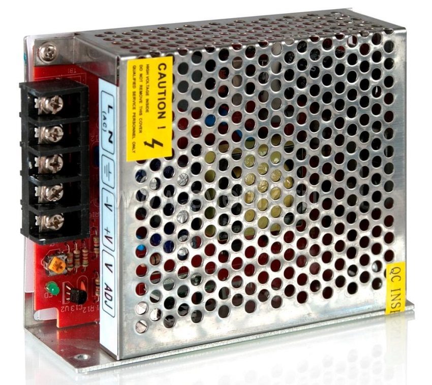 ספק כוח לרצועת LED 12V ספק כוח לרצועת LED 12V