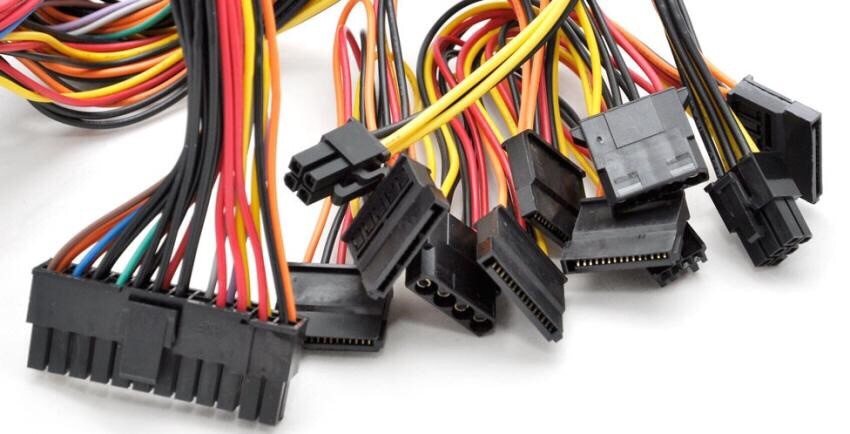 מחברים לאספקת חשמל סטנדרטיים מחברים לאספקת חשמל סטנדרטיים