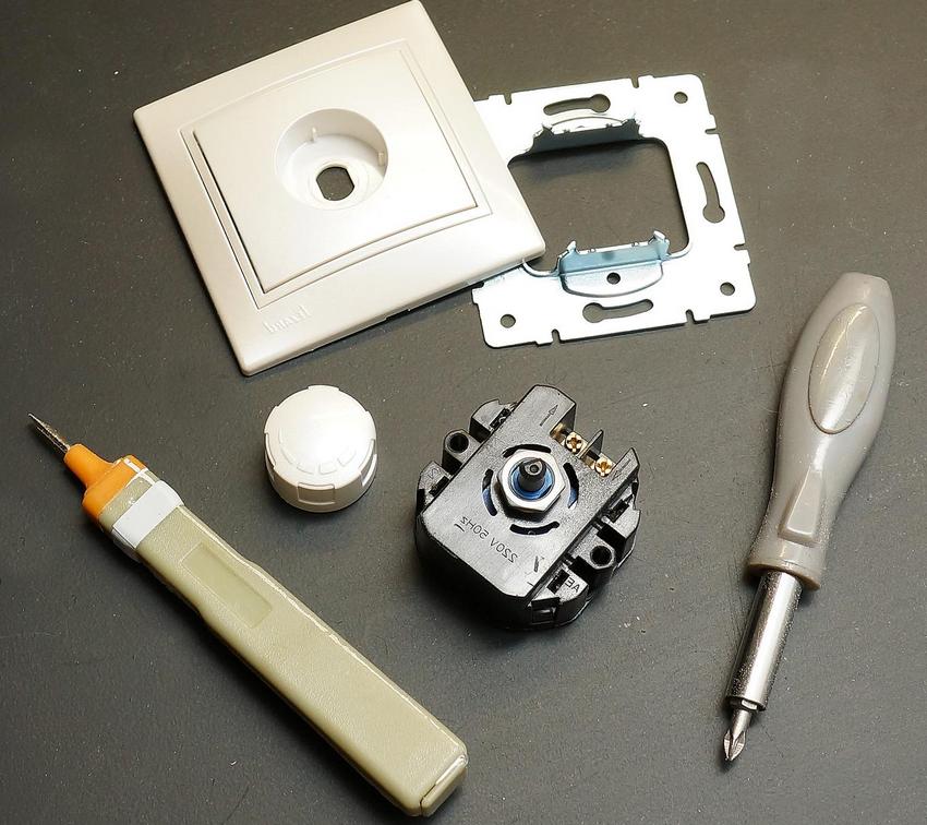 דימרים לא רק שולטים בזרימת האור, אלא גם תורמים לחיסכון באנרגיה ולאורך חיים ארוך יותר של מנורות לד דימרים לא רק שולטים בזרימת האור, אלא גם תורמים לחיסכון באנרגיה ולאורך חיים ארוך יותר של מנורות לד