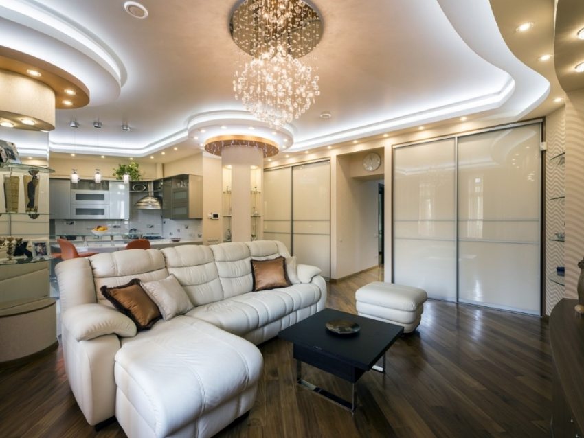 The original design of the ceiling with LED strip lighting The original design of the ceiling with LED strip lighting