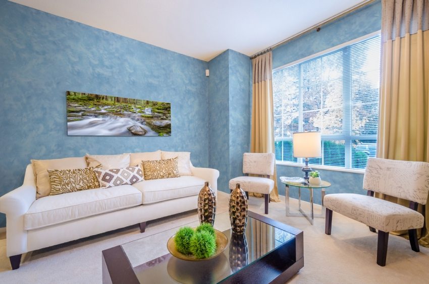 يعد تجصيص الجدران فرصة رائعة لإنشاء تصميم داخلي مثير للإعجاب وغير عادي في غرفة المعيشة. يعد تجصيص الجدران فرصة رائعة لإنشاء تصميم داخلي مثير للإعجاب وغير عادي في غرفة المعيشة.