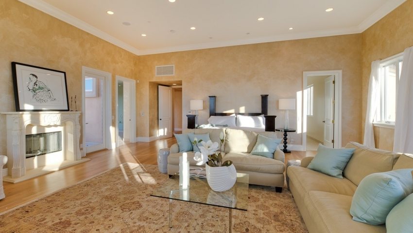 الجص الفينيسي الأملس هو نوع خاص من الطلاء بسطح منقوش قليلاً ولامع الجص الفينيسي الأملس هو نوع خاص من الطلاء بسطح منقوش قليلاً ولامع