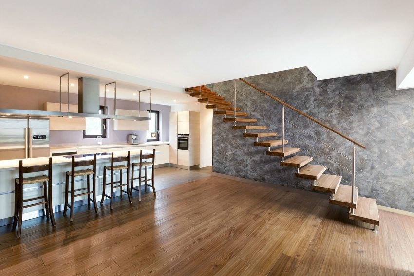 يشبه الجص الفينيسي بأيدي حرفي متمرس عملاً فنياً حقيقياً ويمكنه تزيين أي ديكور داخلي يشبه الجص الفينيسي بأيدي حرفي متمرس عملاً فنياً حقيقياً ويمكنه تزيين أي ديكور داخلي