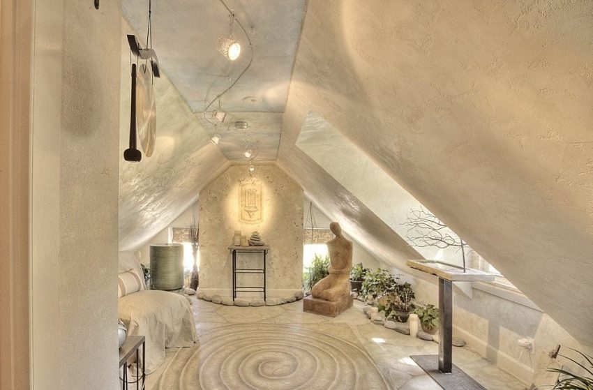 جص فينيسي على جدران العلية جص فينيسي على جدران العلية