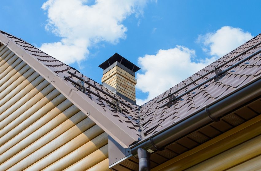 Coșurile de fum din cărămidă sunt utilizate în combinație cu căptușelile din ceramică sau oțel Coșurile de fum din cărămidă sunt utilizate în combinație cu căptușelile din ceramică sau oțel