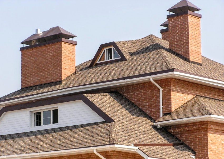 La cheminée est un élément important du système d'évacuation des fumées de la maison La cheminée est un élément important du système d'évacuation des fumées de la maison