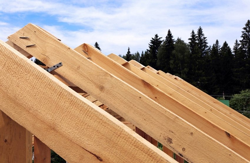 Xây dựng một bồn tắm khung bằng tay của chính bạn. Bước 4: Sắp xếp mái nhà Xây dựng một bồn tắm khung bằng tay của chính bạn. Bước 4: Sắp xếp mái nhà