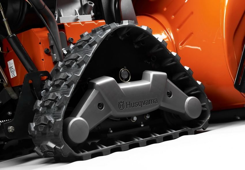 Ang ilang mga modelo ay nilagyan ng mga track ng crawler, na ginagawang mas madali ang paglipat sa mahirap na lupain Ang ilang mga modelo ay nilagyan ng mga track ng crawler, na ginagawang mas madali ang paglipat sa mahirap na lupain