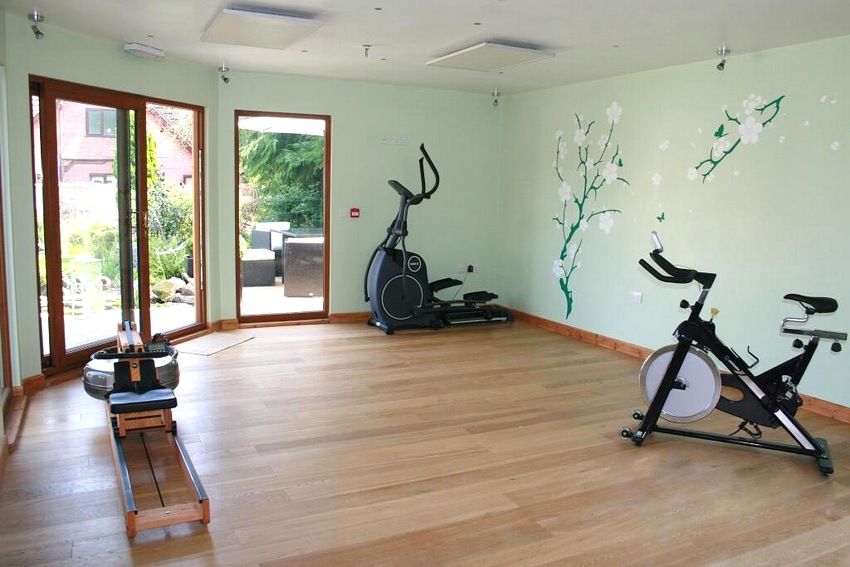 מחממי תקרה אינפרא-אדום מחממי תקרה אינפרא-אדום