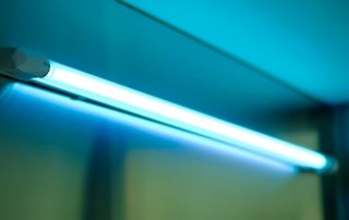 Kvartslamper til hjemmet: enhedsfordele og udvælgelseskriterier