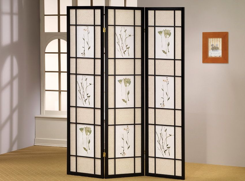 מסכים בסגנון יפני או סיני פופולריים מאוד. מסכים בסגנון יפני או סיני פופולריים מאוד.