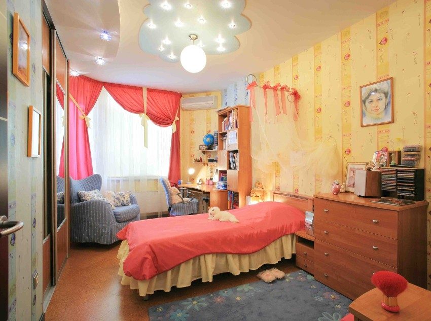 Strekkloft og gipsplater i barnerommet Strekkloft og gipsplater i barnerommet