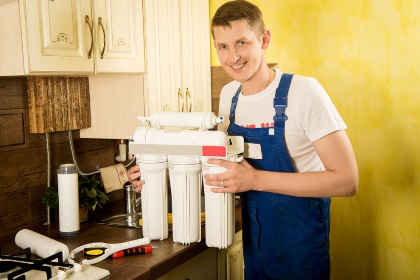 Die Umkehrosmoseanlage kann 1 bis 5 Reinigungsstufen aufweisen Die Umkehrosmoseanlage kann 1 bis 5 Reinigungsstufen aufweisen