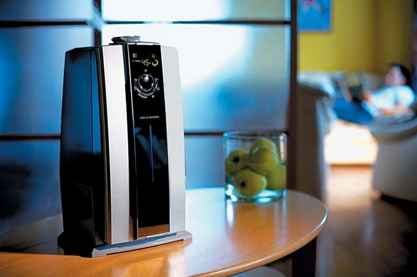 Mangel på fuktighet i luften kan føre til ubehagelige konsekvenser for menneskers helse. Mangel på fuktighet i luften kan føre til ubehagelige konsekvenser for menneskers helse.