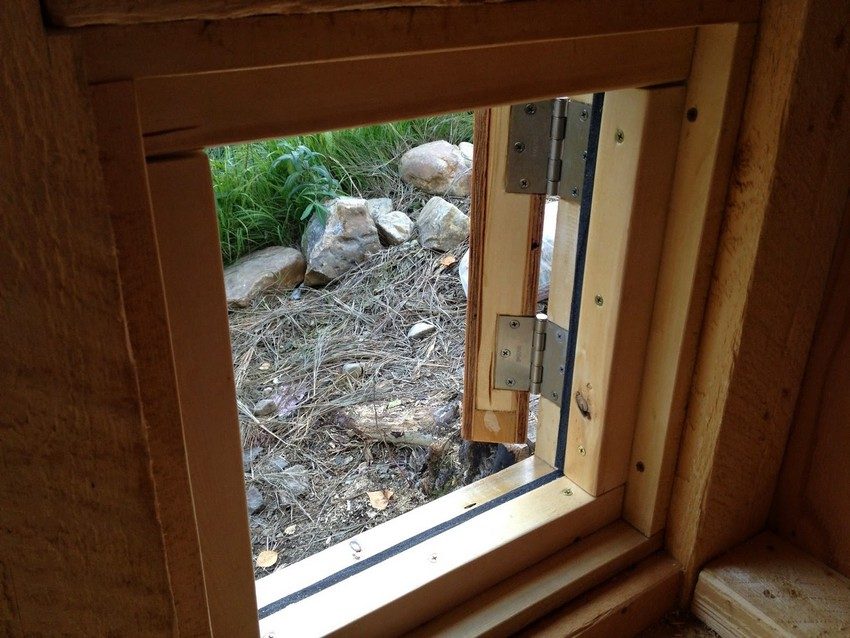 שער ציפורים נוח המוביל למתחם ההליכה שער ציפורים נוח המוביל למתחם ההליכה