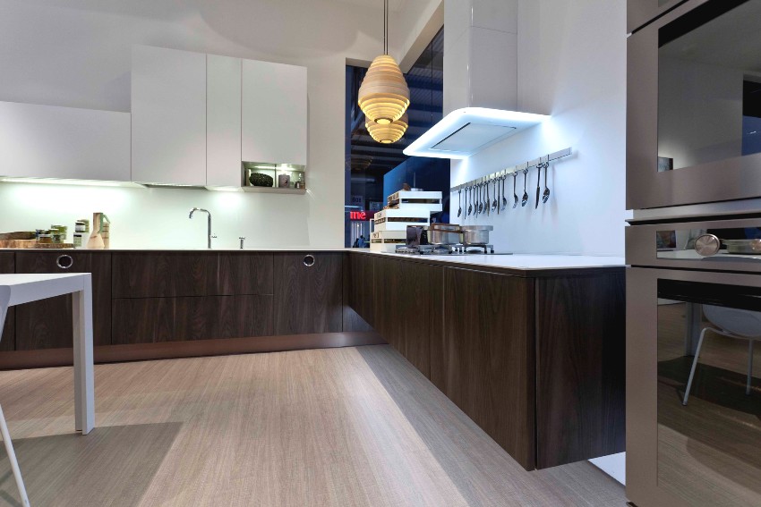 Køkkenmøbler lavet af spånplader i forskellige farver Køkkenmøbler lavet af spånplader i forskellige farver