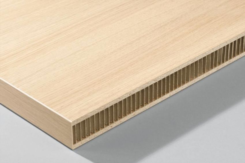 Tamburat er et spånplade med et lag af cellulær pap indeni Tamburat er et spånplade med et lag af cellulær pap indeni