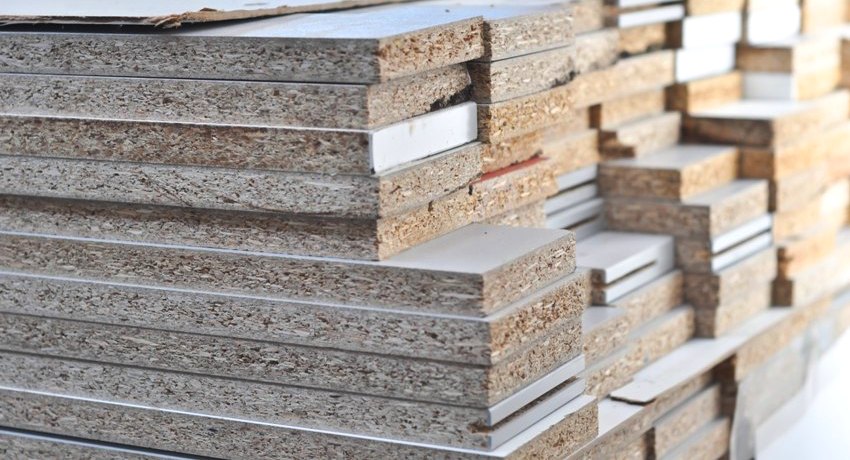 Spånplader fås i forskellige størrelser Spånplade: arkets mål og tykkelse, prisen på produkter fra førende producenter