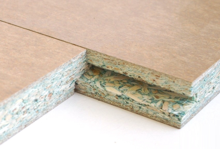 Tunge-og-rillepladerne har en praktisk fastgørelse af tungen og rillen Tunge-og-rillepladerne har en praktisk fastgørelse af tungen og rillen