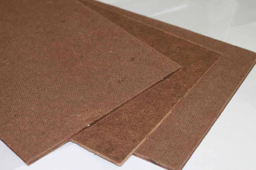 Tætheden af det bløde fiberpladepanel er 150-350 kg pr. Kubikmeter Tætheden af det bløde fiberpladepanel er 150-350 kg pr. Kubikmeter