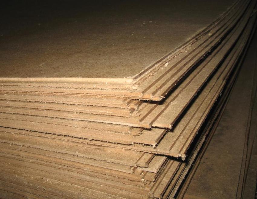 Le prix moyen d'une feuille de panneau de fibres de bois est de 100 à 1000 roubles Le prix moyen d'une feuille de panneau de fibres de bois est de 100 à 1000 roubles