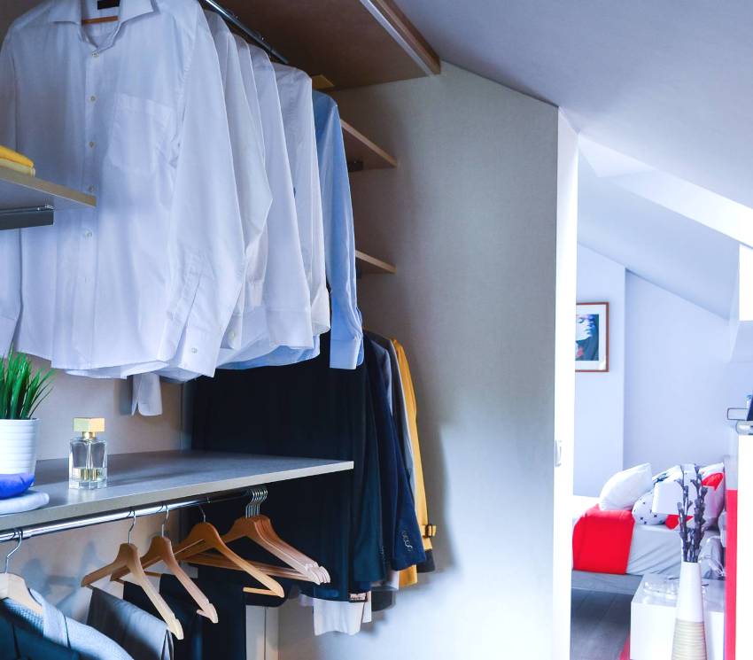 Spálňa s malou šatňou na podkroví Spálňa s malou šatňou na podkroví