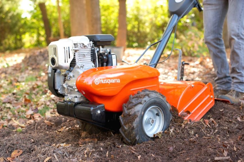 Husqvarna benzinski mini kultivator Husqvarna benzinski mini kultivator