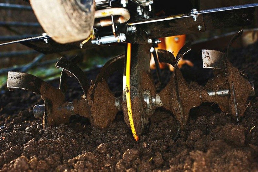 Priključci proširuju funkcionalnost kultivatora Priključci proširuju funkcionalnost kultivatora